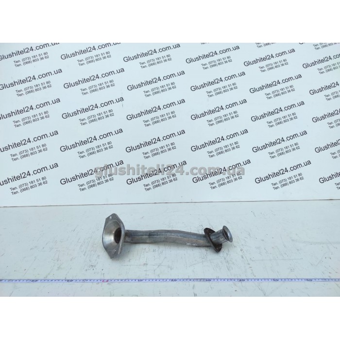 Трубка прийомна Фольксваген Гольф 2 (Volkswagen Golf II)/Фольксваген Джетта (Volkswagen Jetta)/Фольксваген Пассат (Volkswagen Passat)/Сеат Толедо (Seat Toledo) 1.6/1.8 бензин 1985-1993 (30.331) Polmostrow алюмінізована